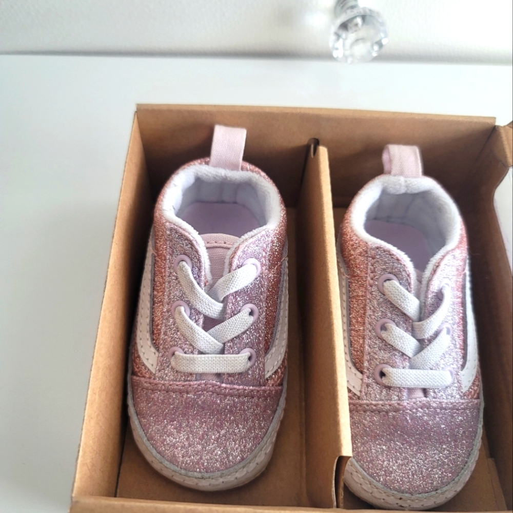 Vans crib shoe